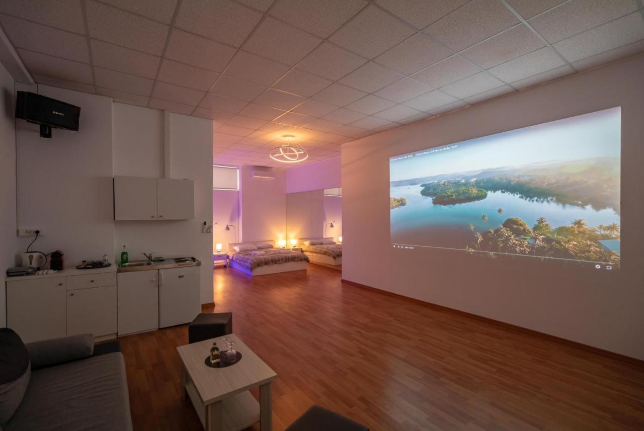 Cinema Zeus Studios - By Avelink Spáta Exteriér fotografie
