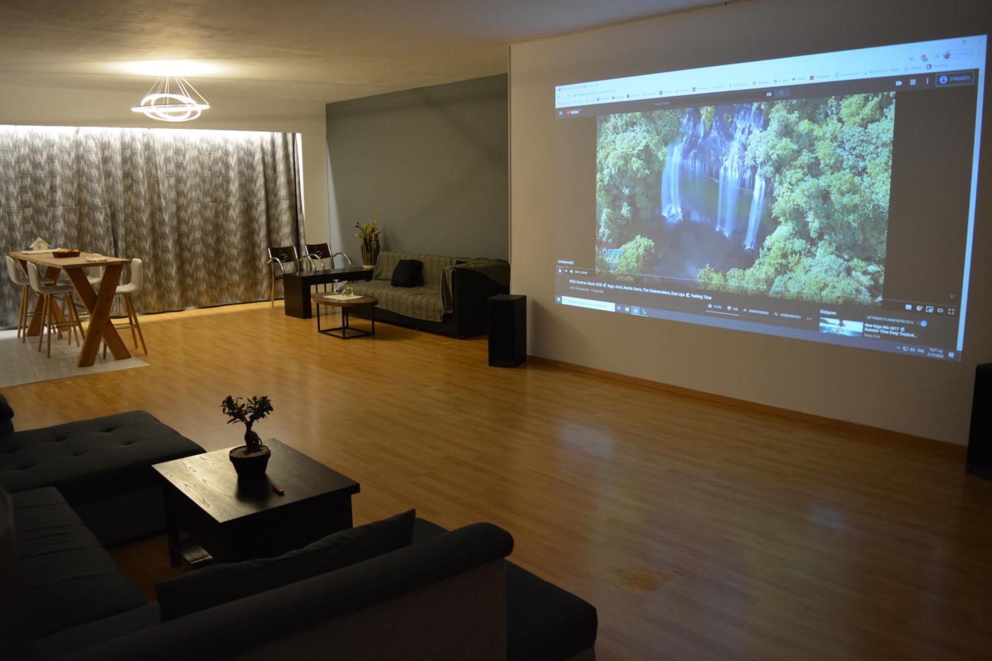 Cinema Zeus Studios - By Avelink Spáta Pokoj fotografie